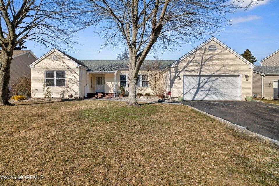 110 Foxwood Drive, Forked River, NJ 08731