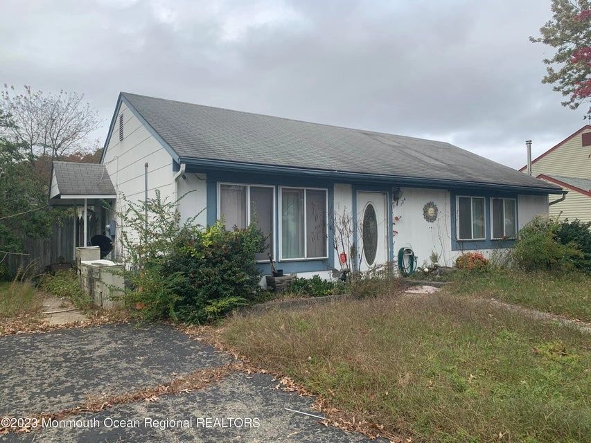 124 Village Drive, Barnegat, NJ 08005