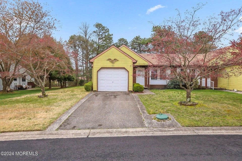 49A Medford Road, Whiting, NJ 08759