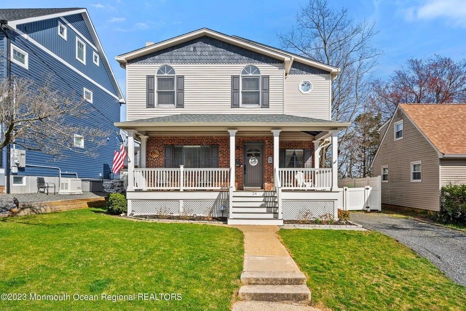 24 Ralph Street, Highlands, NJ 07732