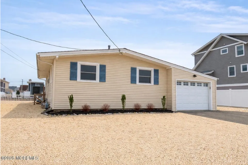 825 Leeward Drive, Forked River, NJ 08731