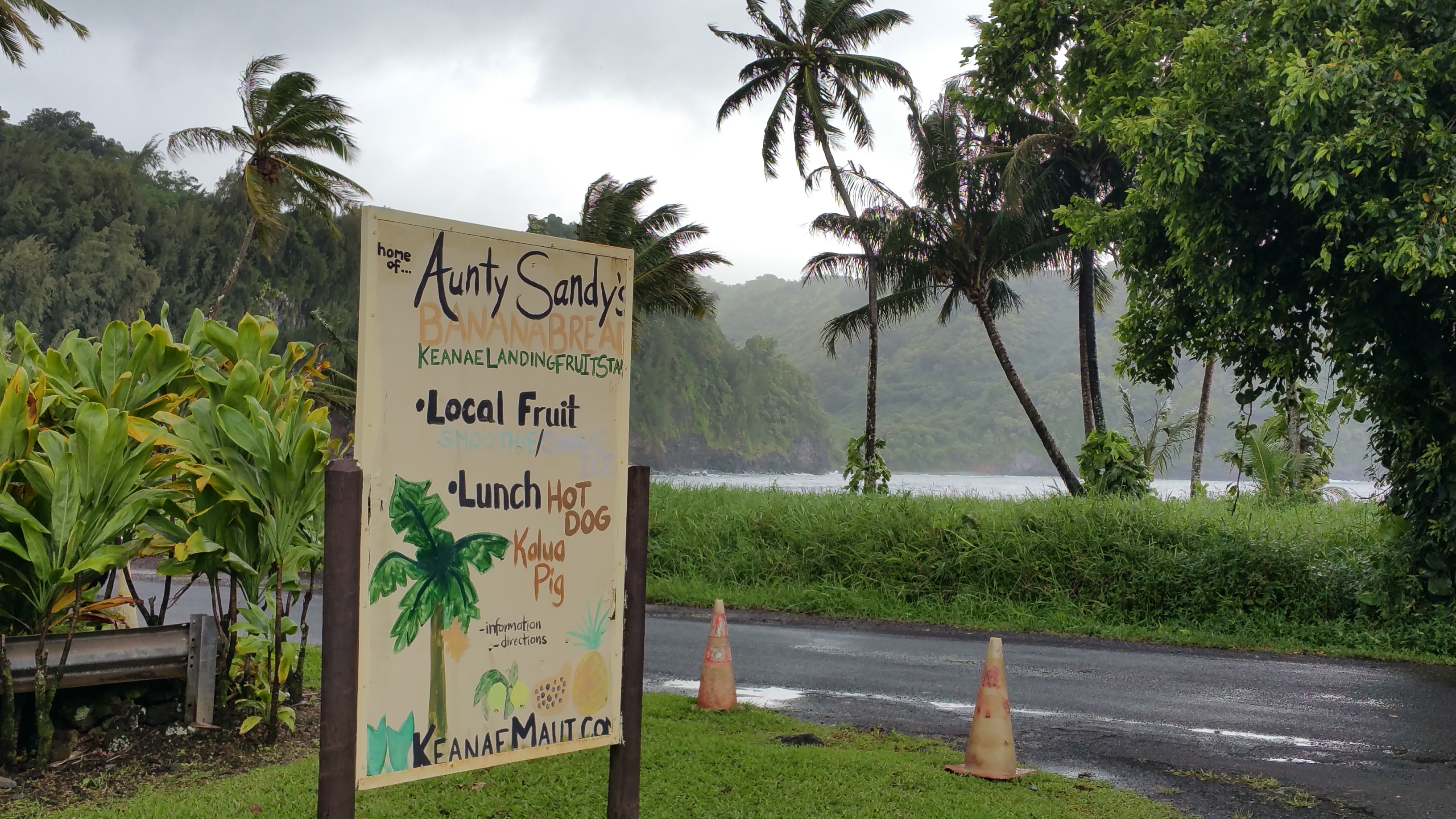 Aunty Sandy's Banana Bread. Road to Hana. Best banana bread on Maui. 