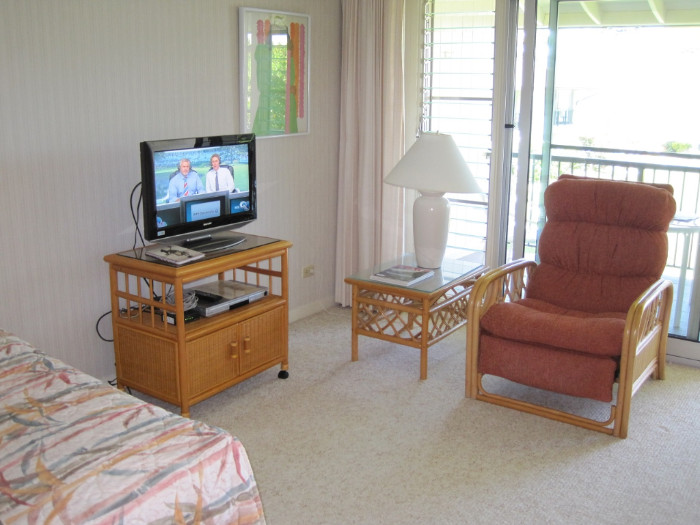 Napili Surf living space | Napili condos for sale
