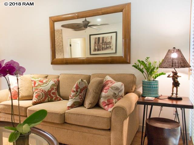 Aina Nalu living room | Lahaina condos for sale