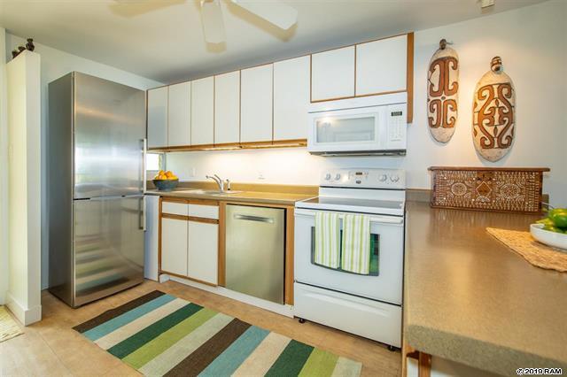 Keawakapu kitchen | Maui investment properties
