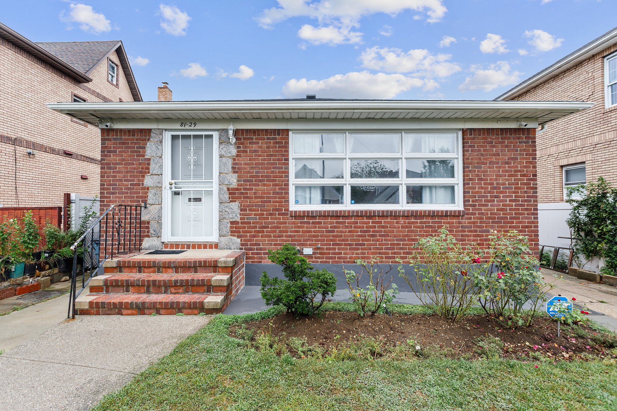 81-29 249 Street