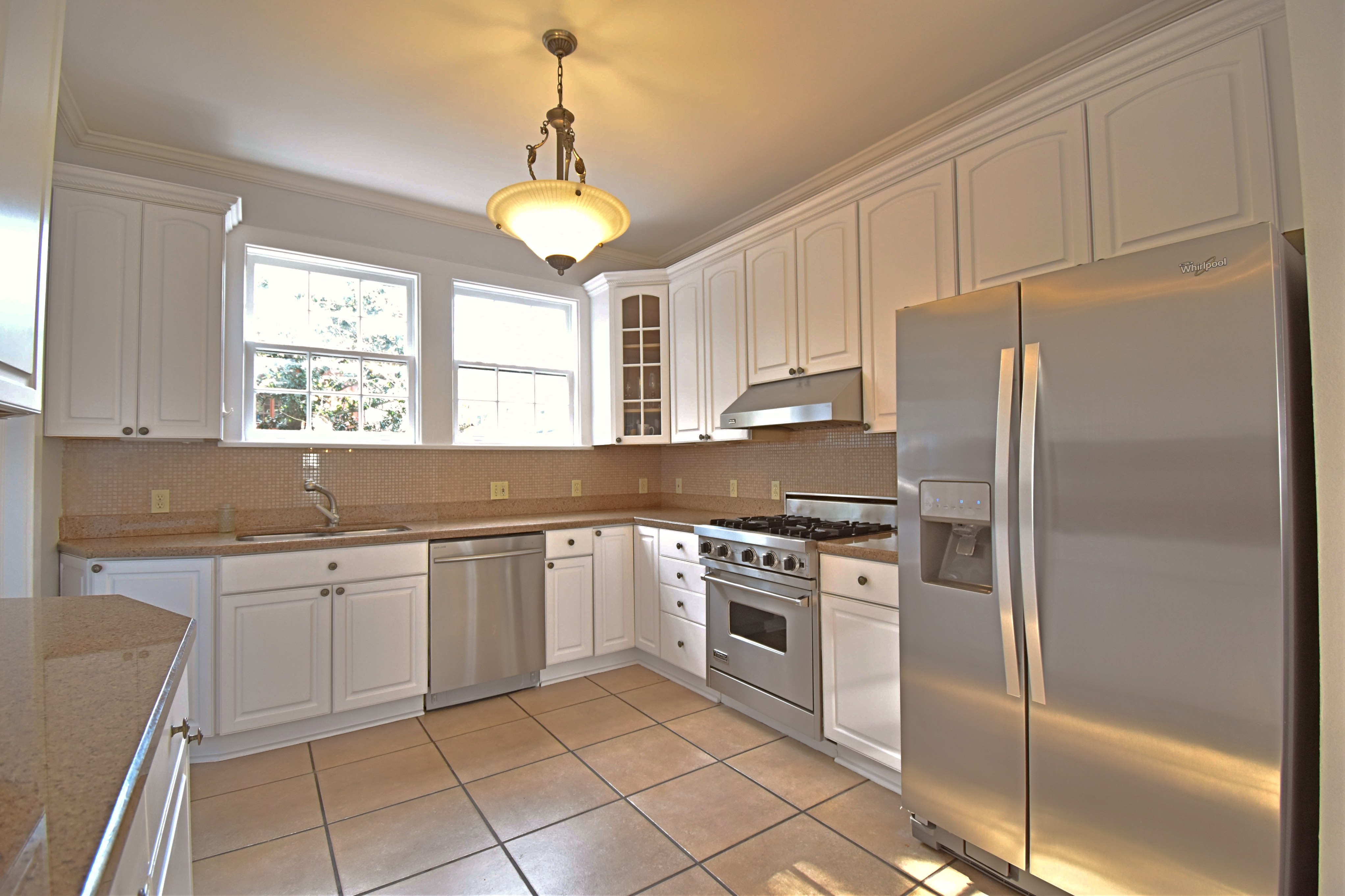 58 Fontainebleau Drive