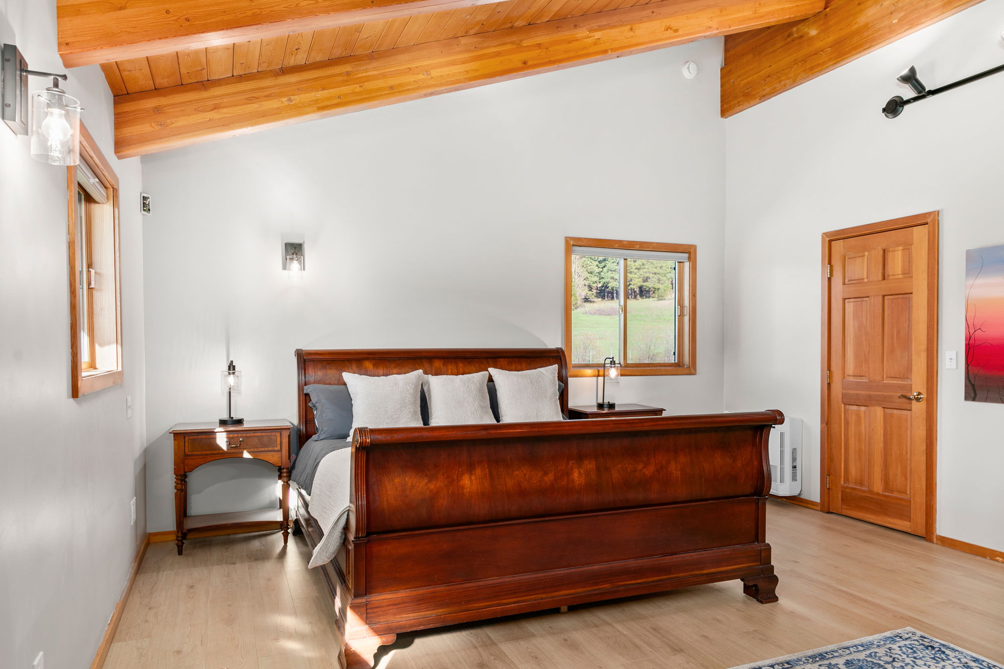resort living bedroom