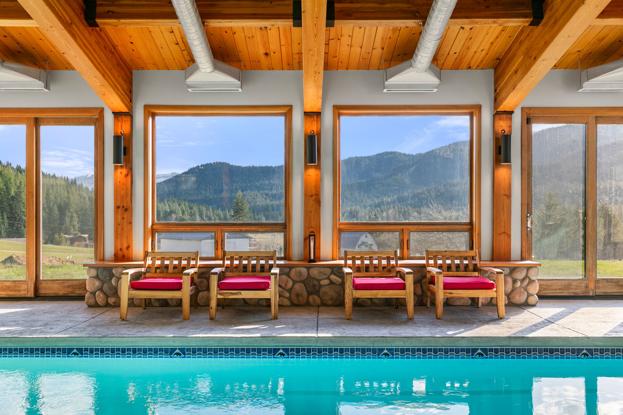indoor pool seating in Leavenworth