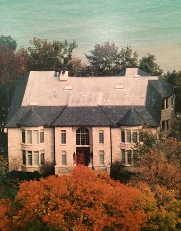  1215 Whitebridge Hill Road Winnetka, Illinois 60093 