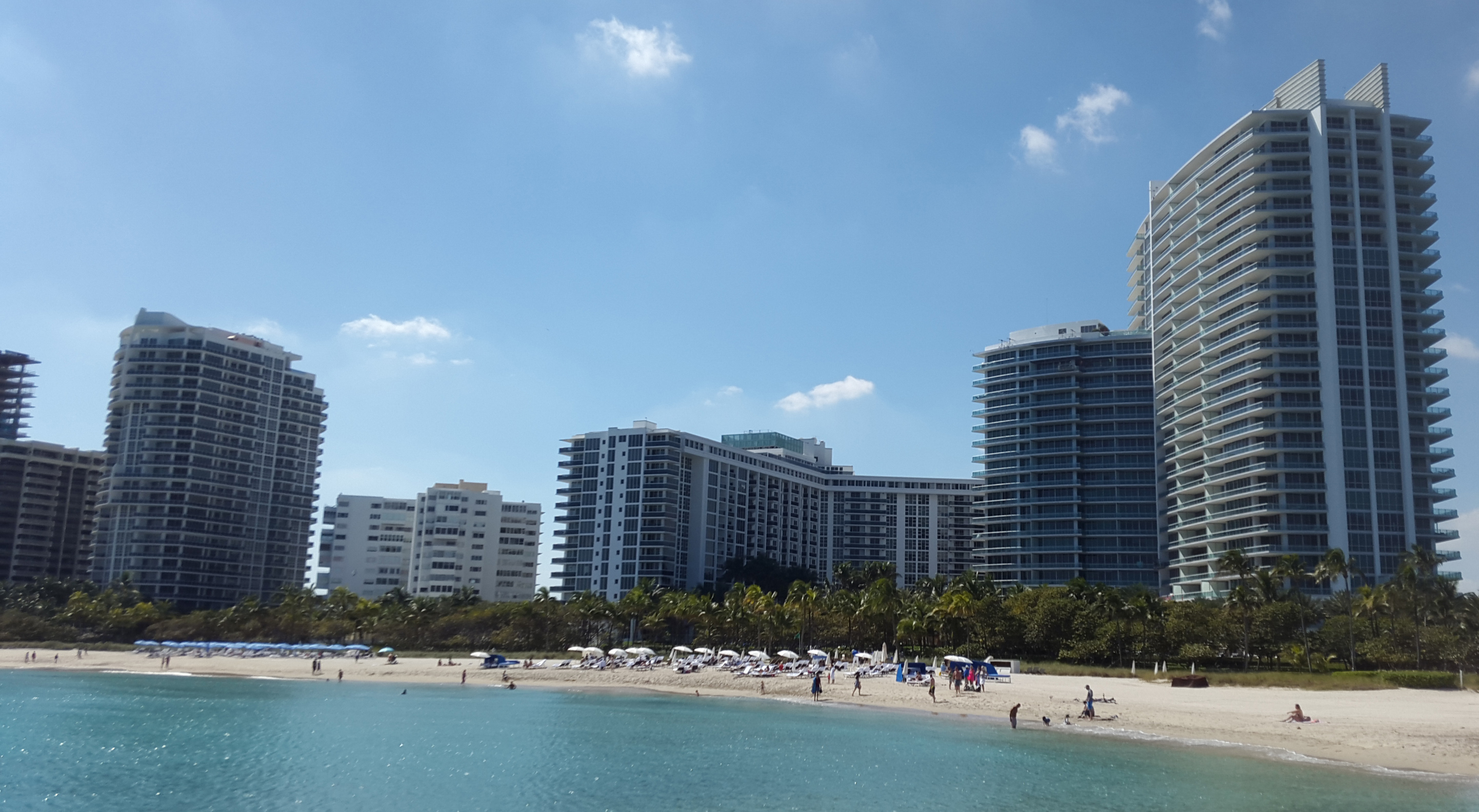 Bal Harbour Miami Bienes Raíces Buscador de Condominios y Casas en