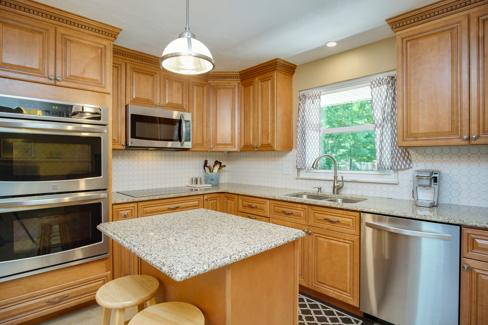 Beavercreek Brick Ranch Home For Sale in Popular Neighborhood Near