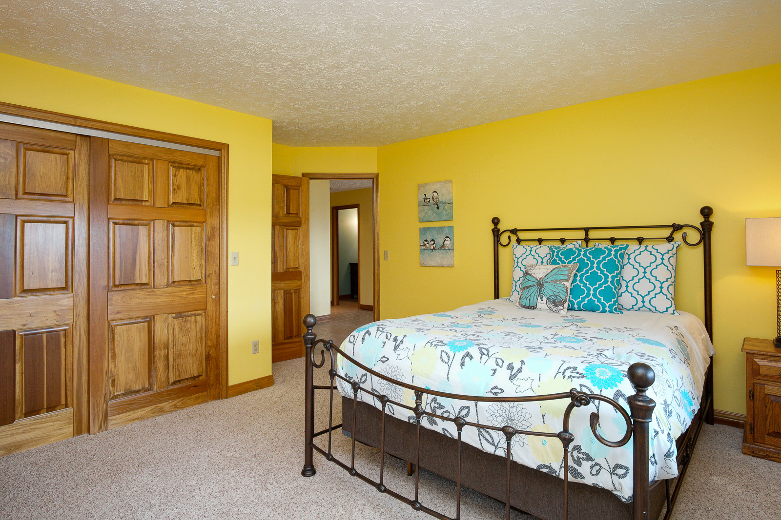 Beautiful Home For Sale At Shawnee Lake