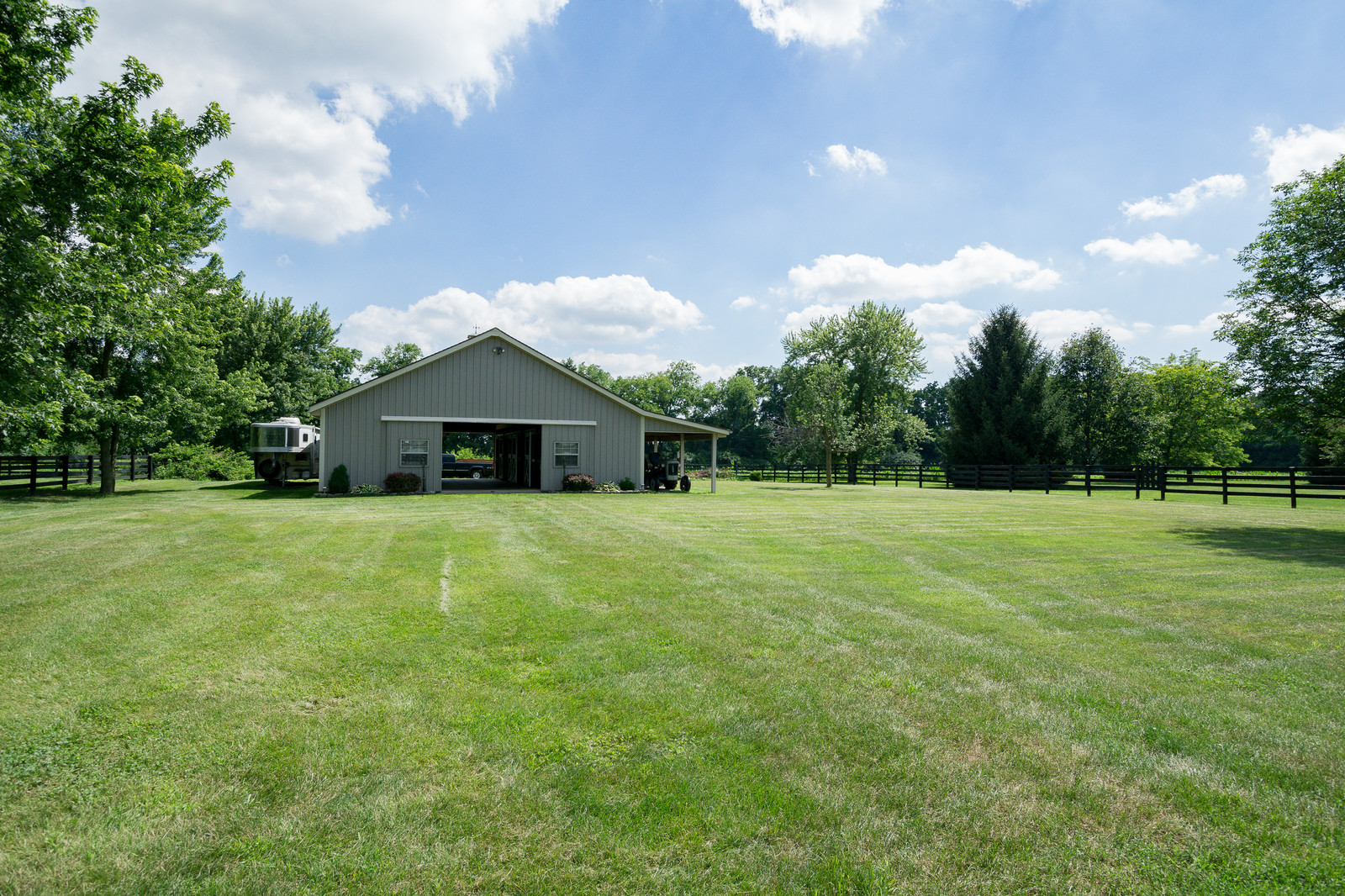 26 Acre Troy Luxury Property For Sale