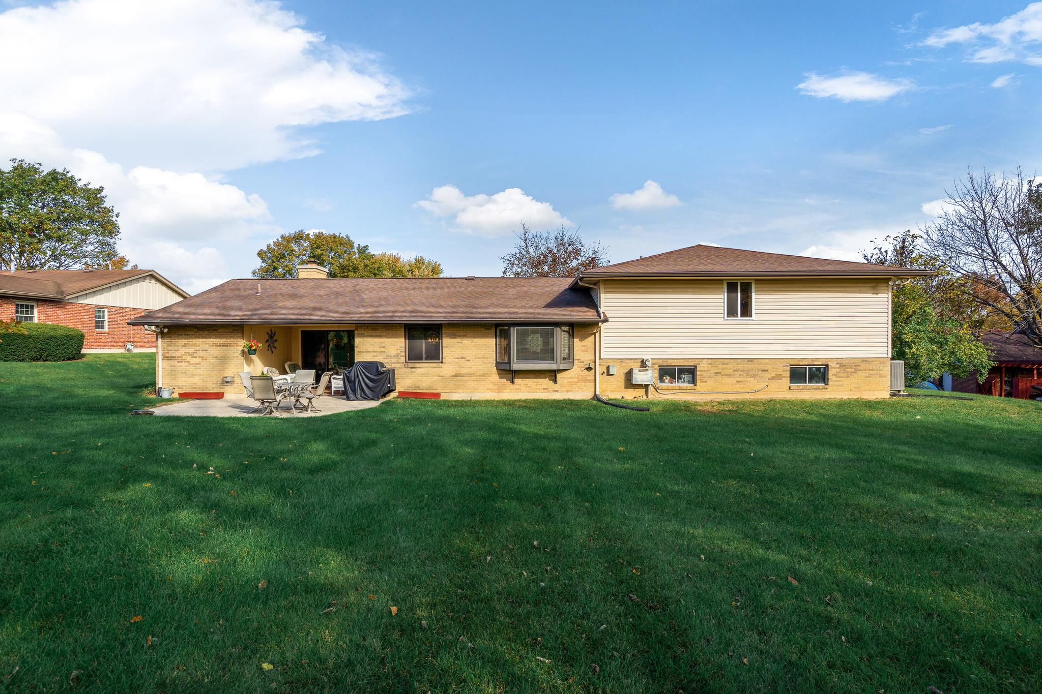 Beavercreek House For Sale at 2875 Tara Trail in Beautiful Tara Estates