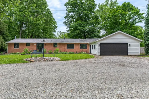 2735 Lower Bellbrook Road, Sugarcreek Twp — closed 2026-07-07
