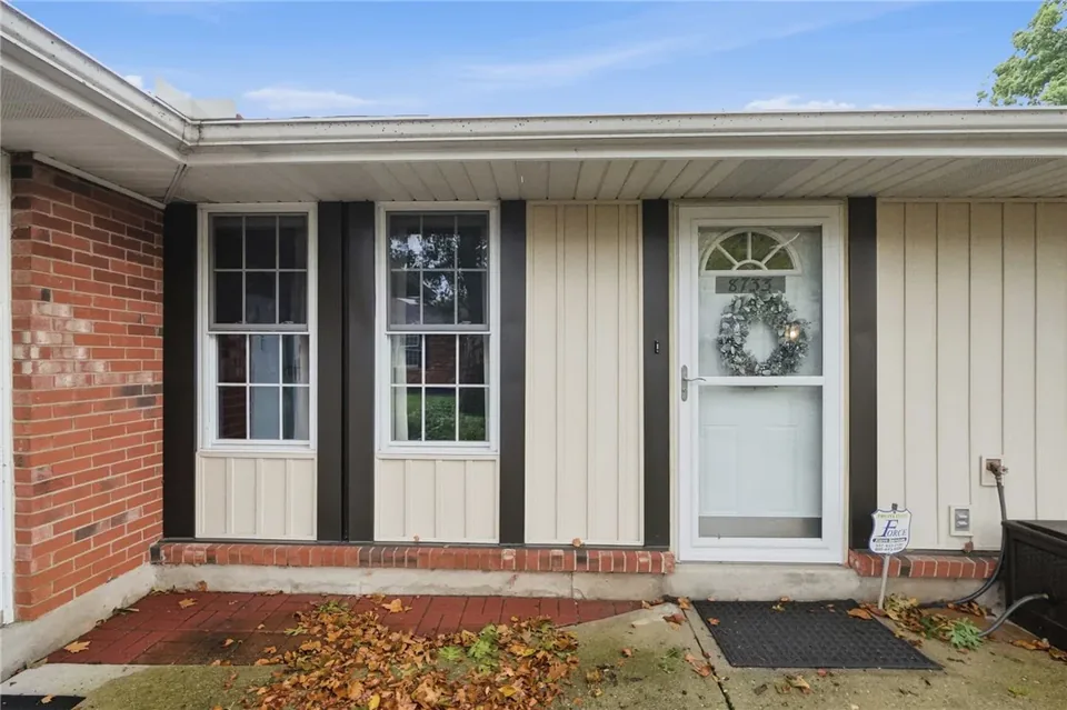 8733 Washington Colony Drive Unit 29, Dayton — closed 2026-09-15