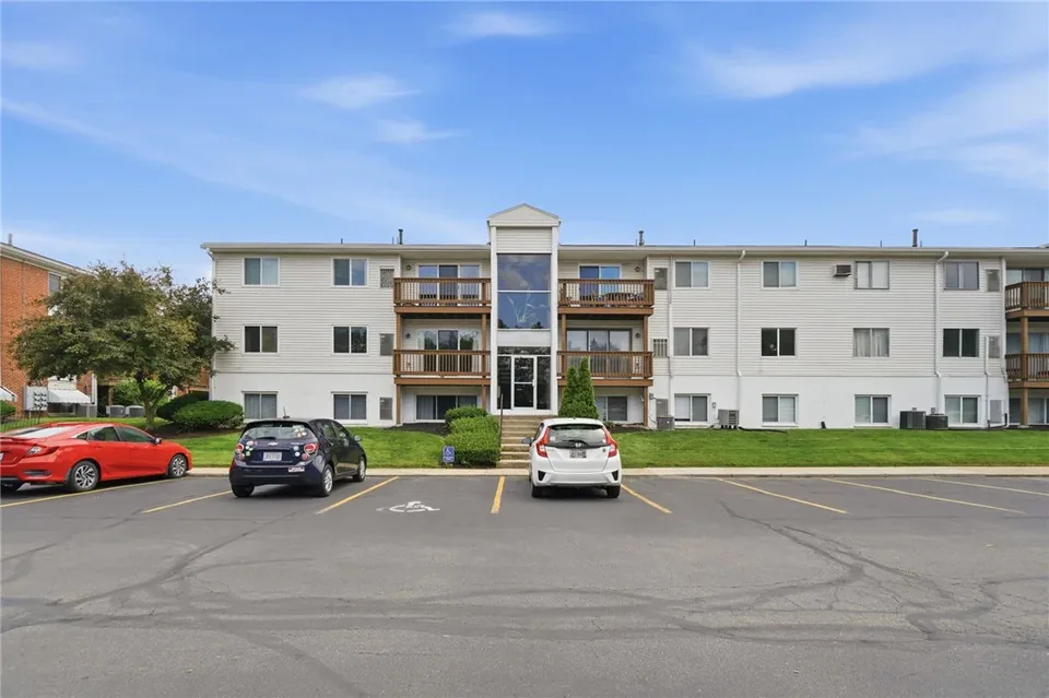 5611 E Coach Unit D, Kettering — closed 2026-07-17