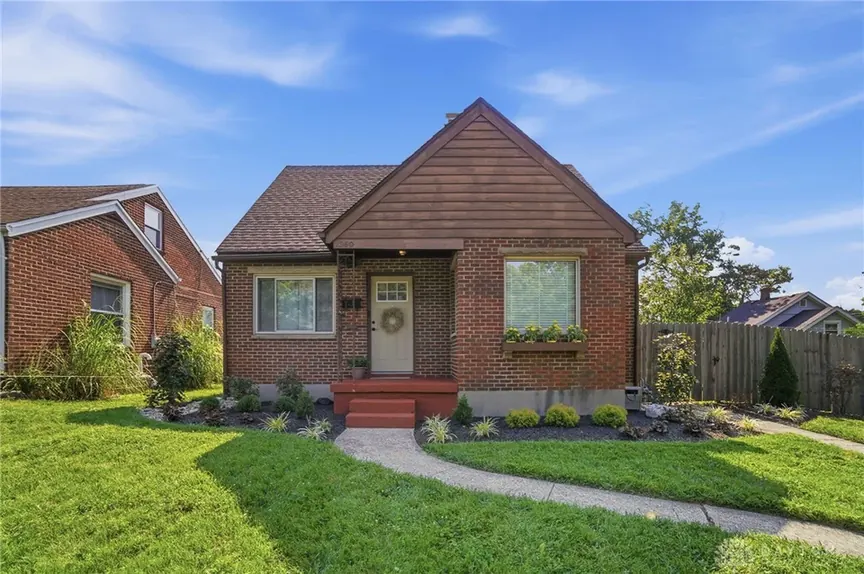 2960 Oakland Avenue, Dayton — closed 2026-09-04