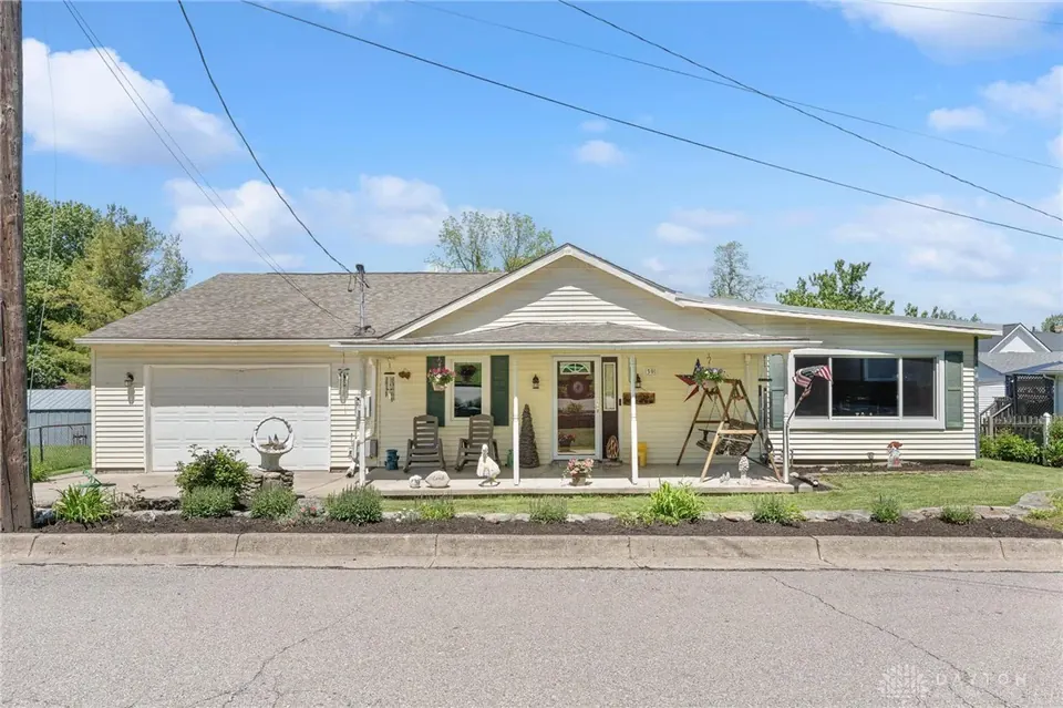 39 1st Street, Waynesville — closed 2026-07-31