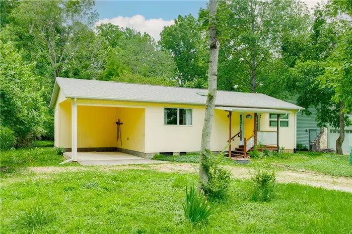 975 S High Street, Yellow Springs Vlg — closed 2026-08-28
