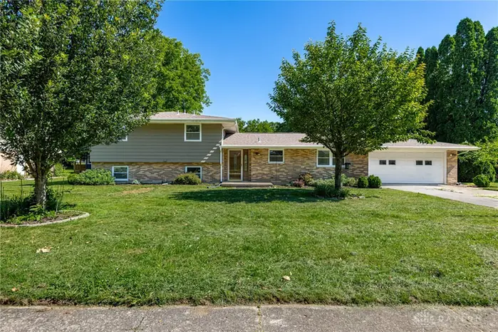 655 Paxson Drive, Yellow Springs Vlg — closed 2026-09-15