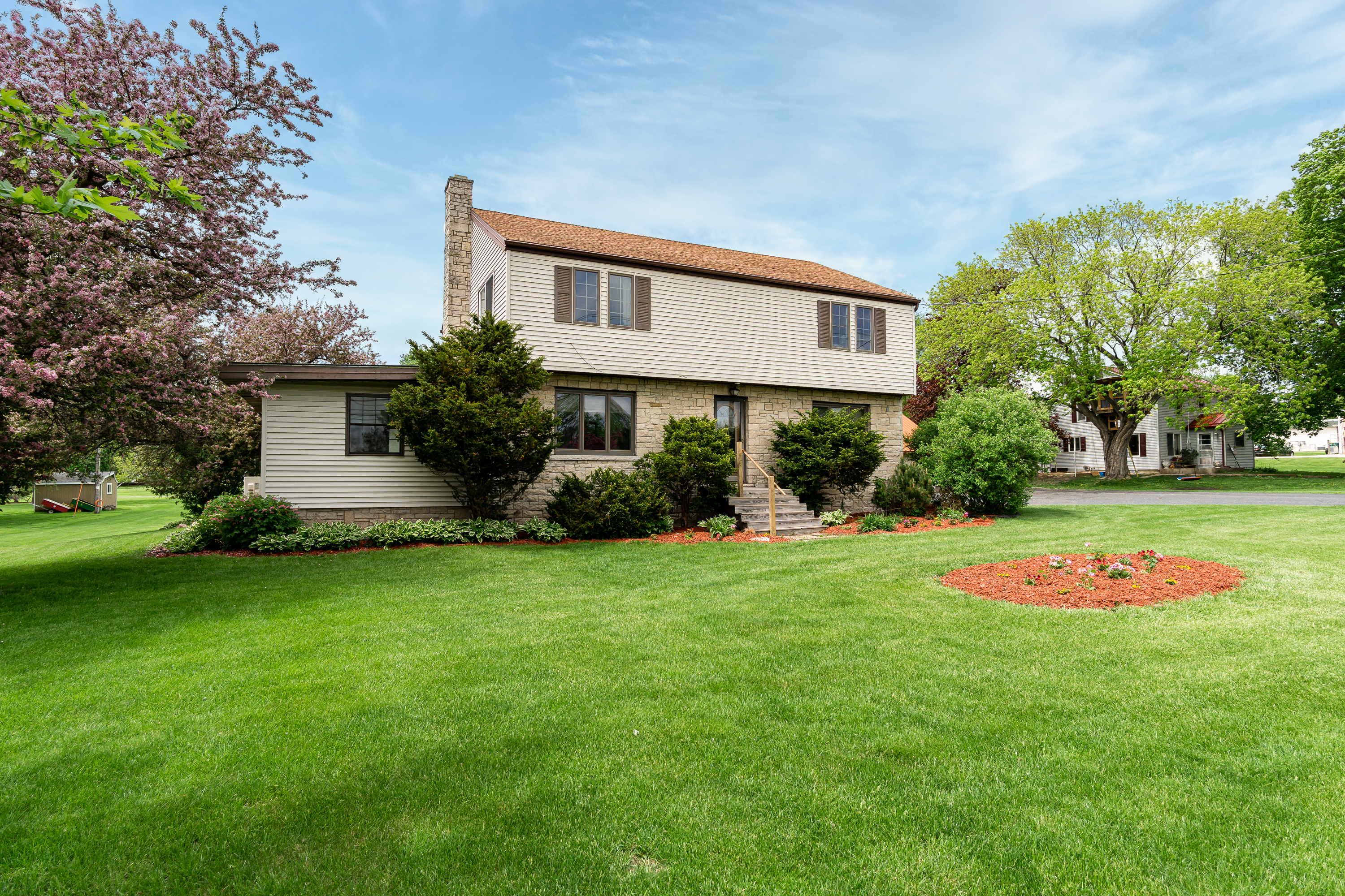 Charming Markesan Home