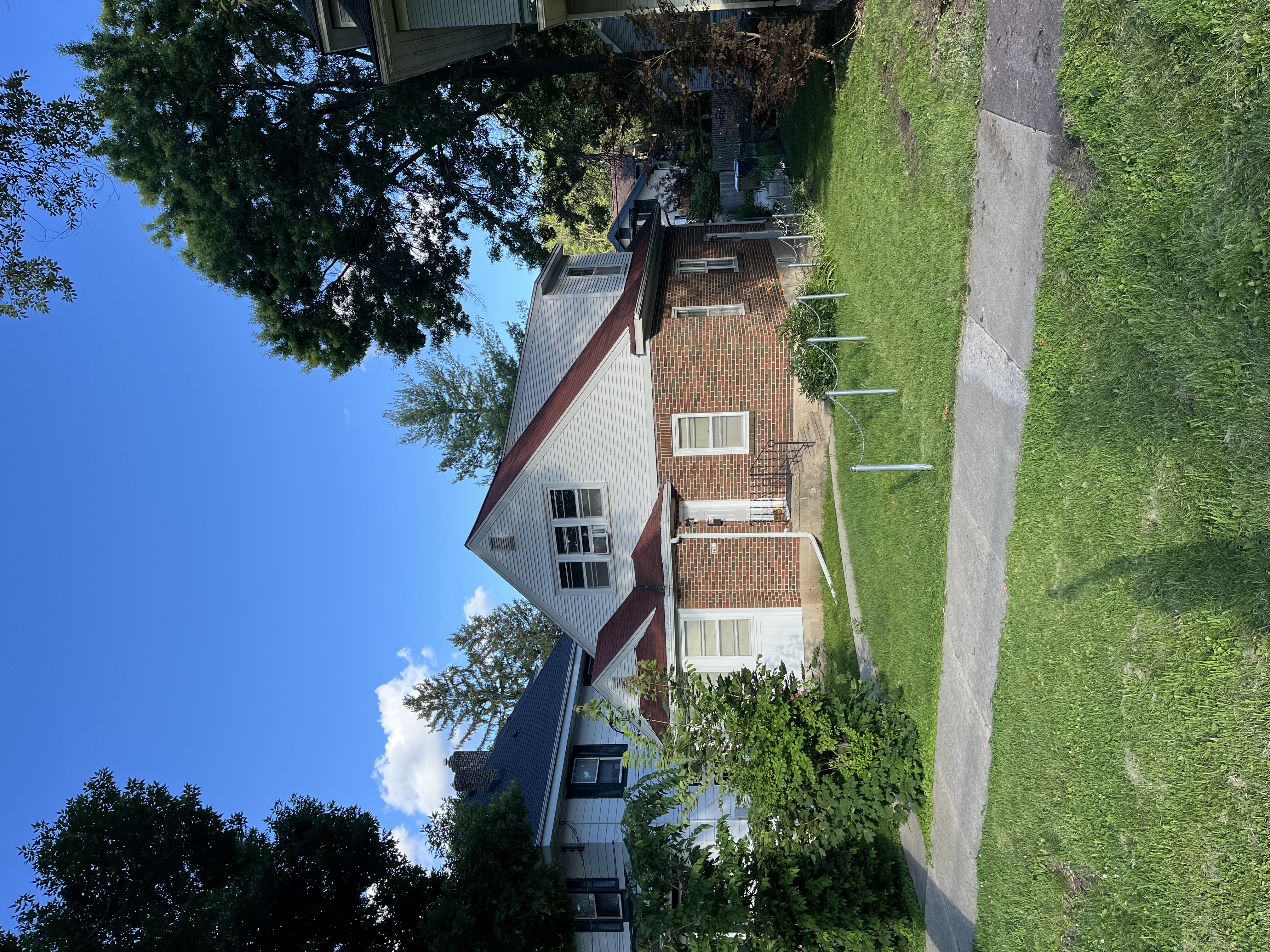 Front of 1631 Jefferson