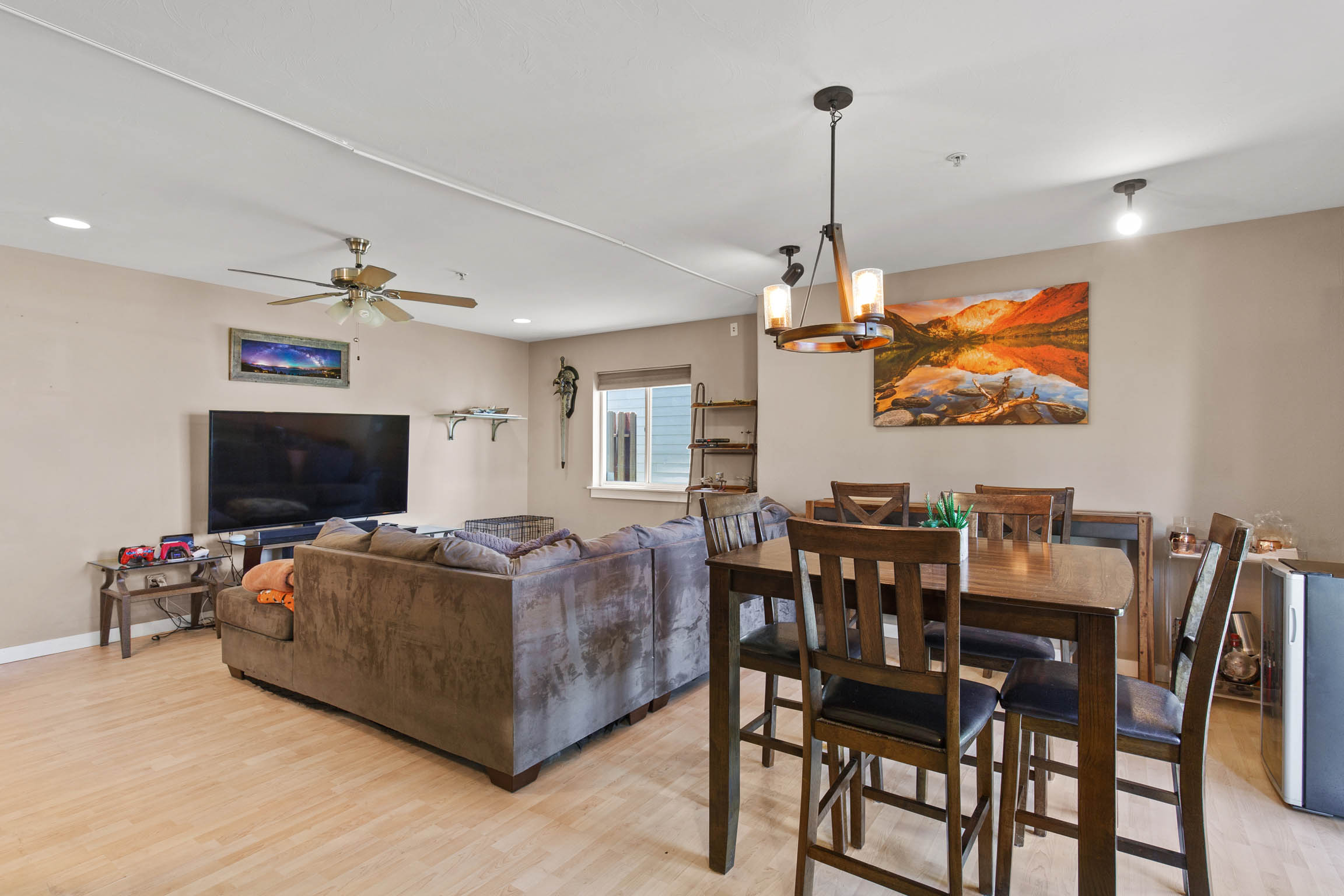 *Just Listed* Belgrade Condo with Views!