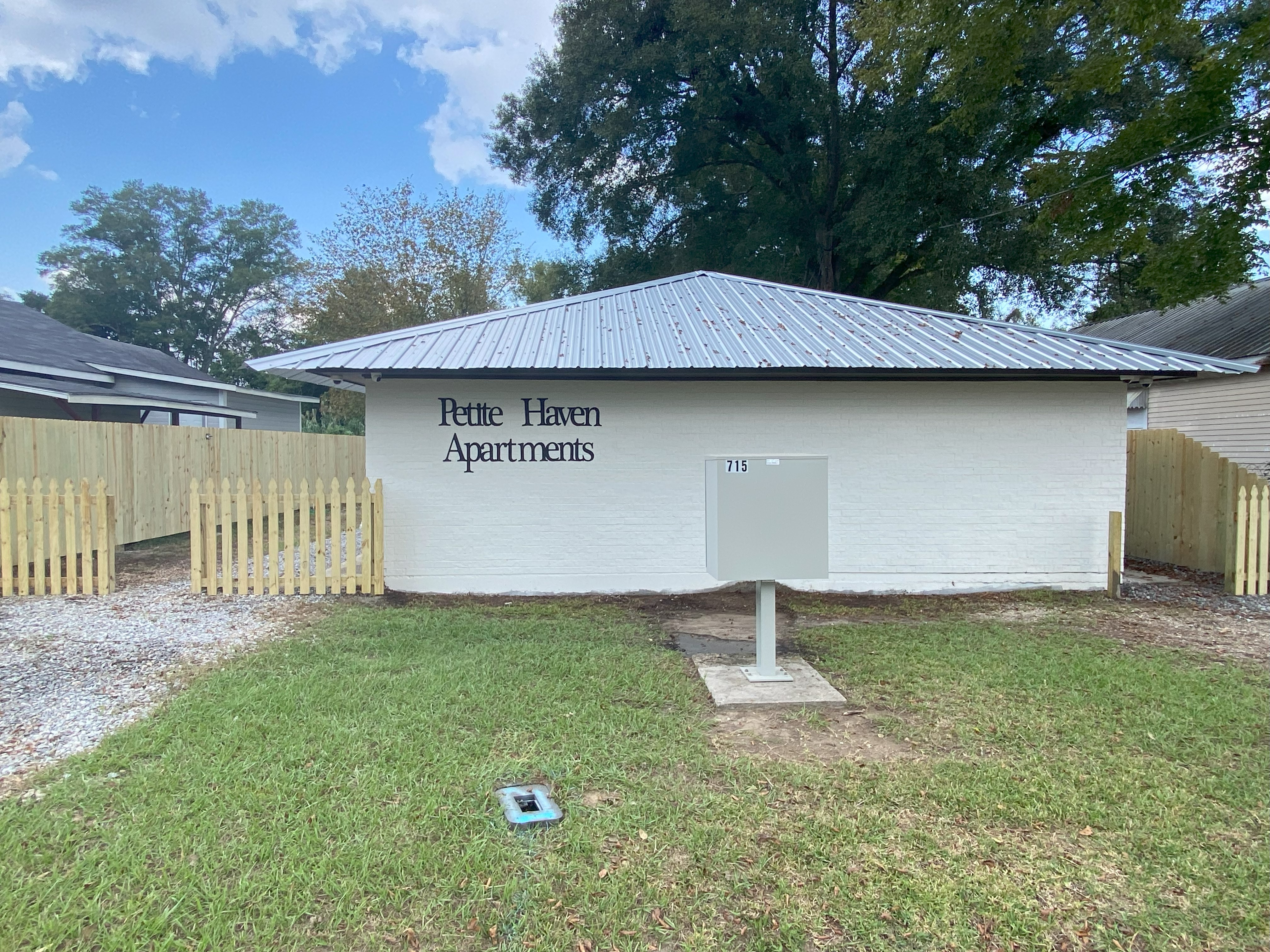 Petite Haven Apartments