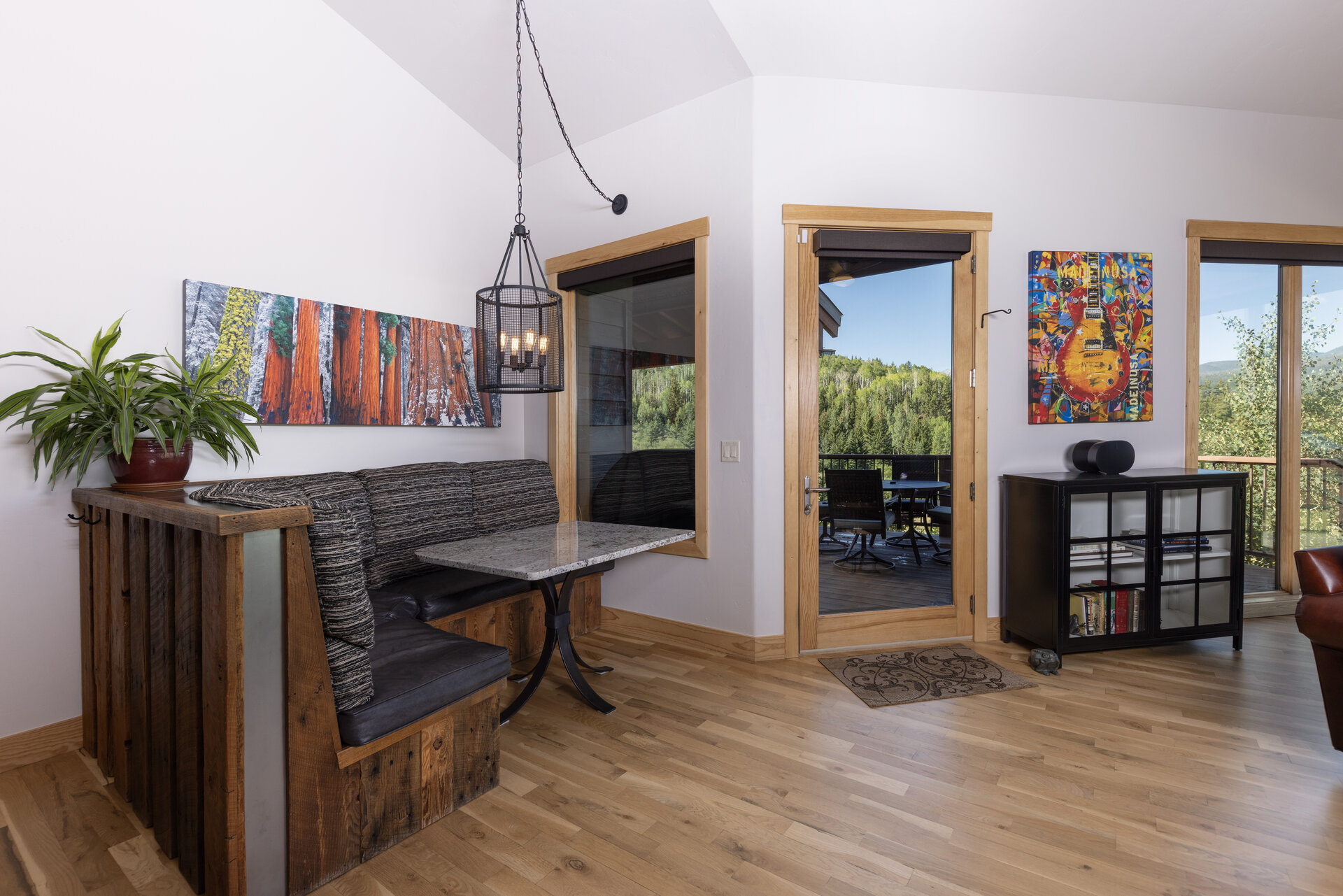 Breakfast nook off the kitchen