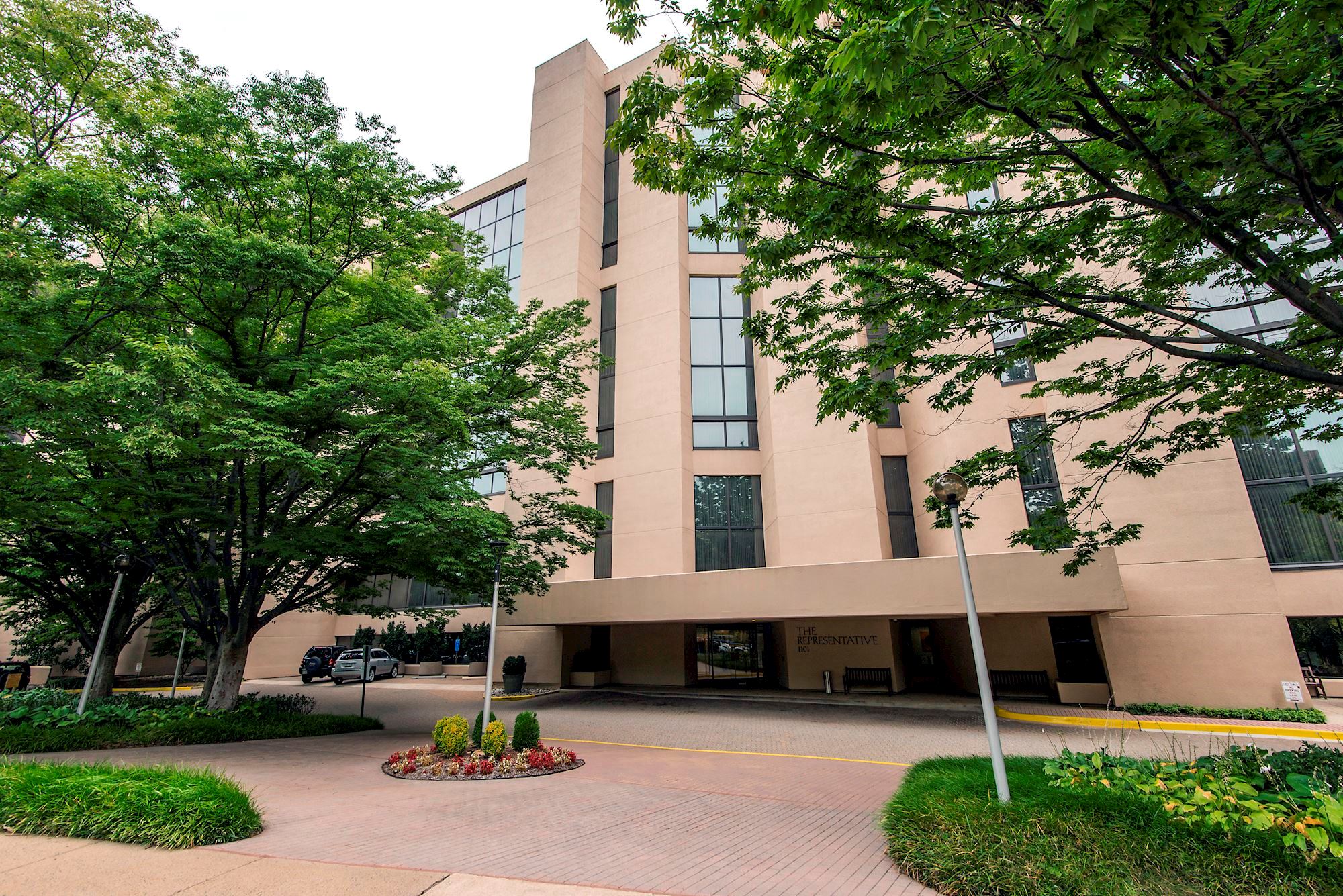 Pentagon City Condos Real Estate and Homes For Sale