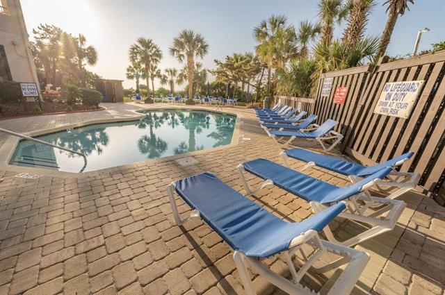 beach colony pools