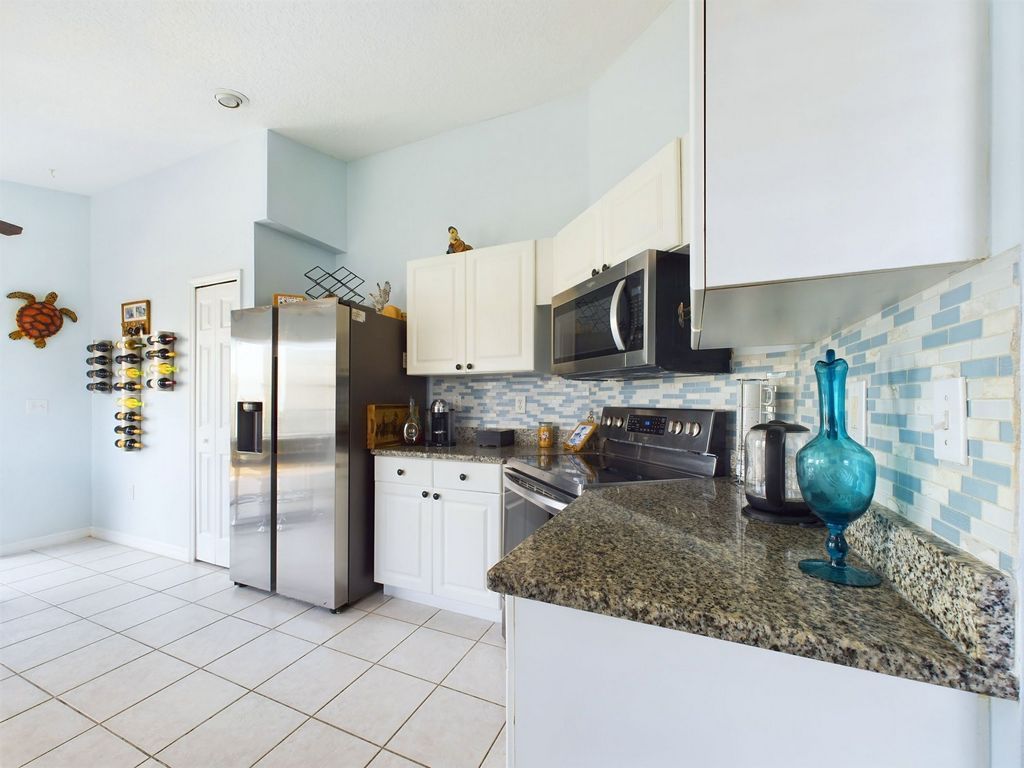 Cute house - call Terry with RE/MAX at 321-506-7852