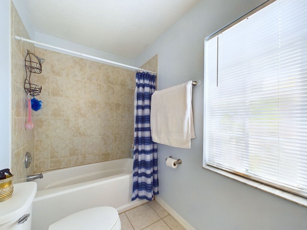 Cute house - call Terry with RE/MAX at 321-506-7852