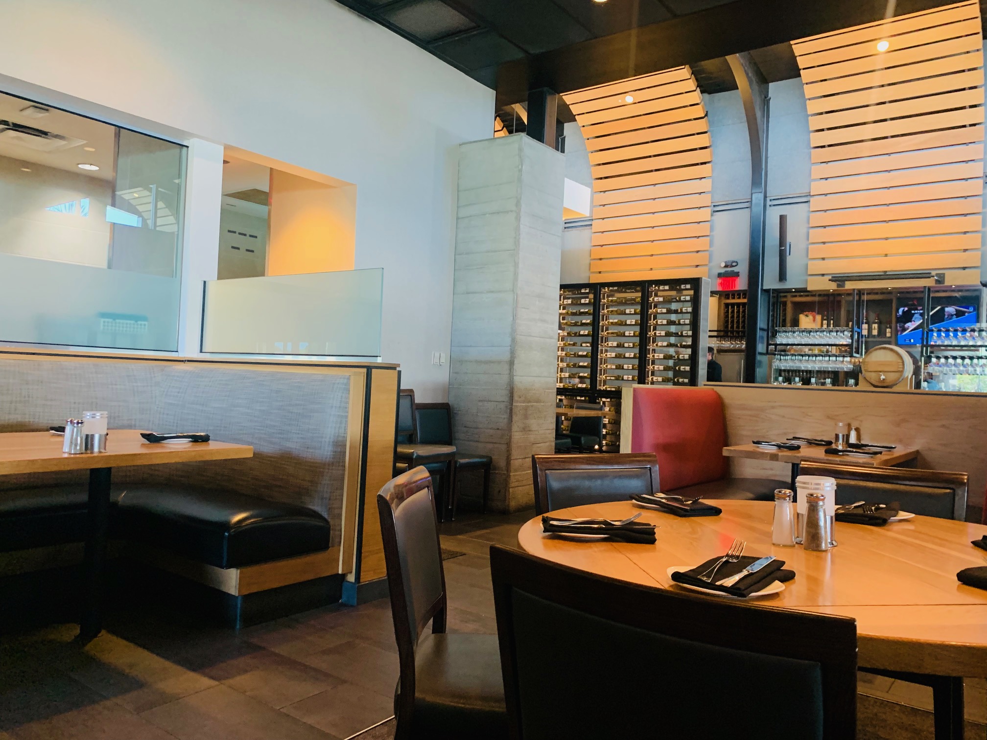 Cooper's Hawk Winery & Restaurants Photos