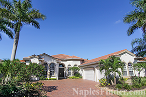 Naples Lakes Counrty Club Homes for Sale