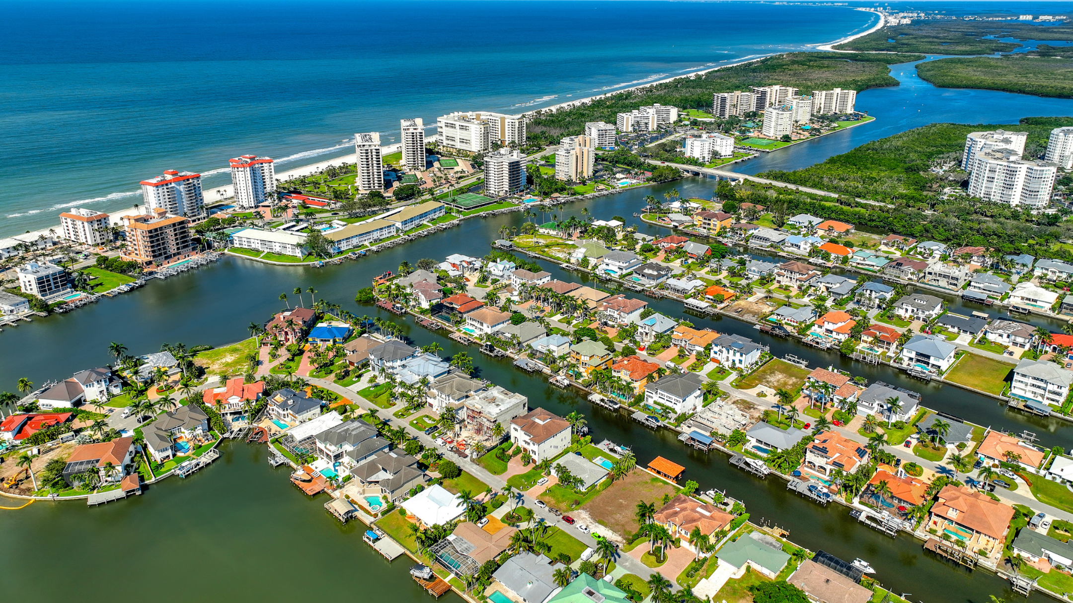Gulf access waterfront homes in Naples Florida with canal and boating access