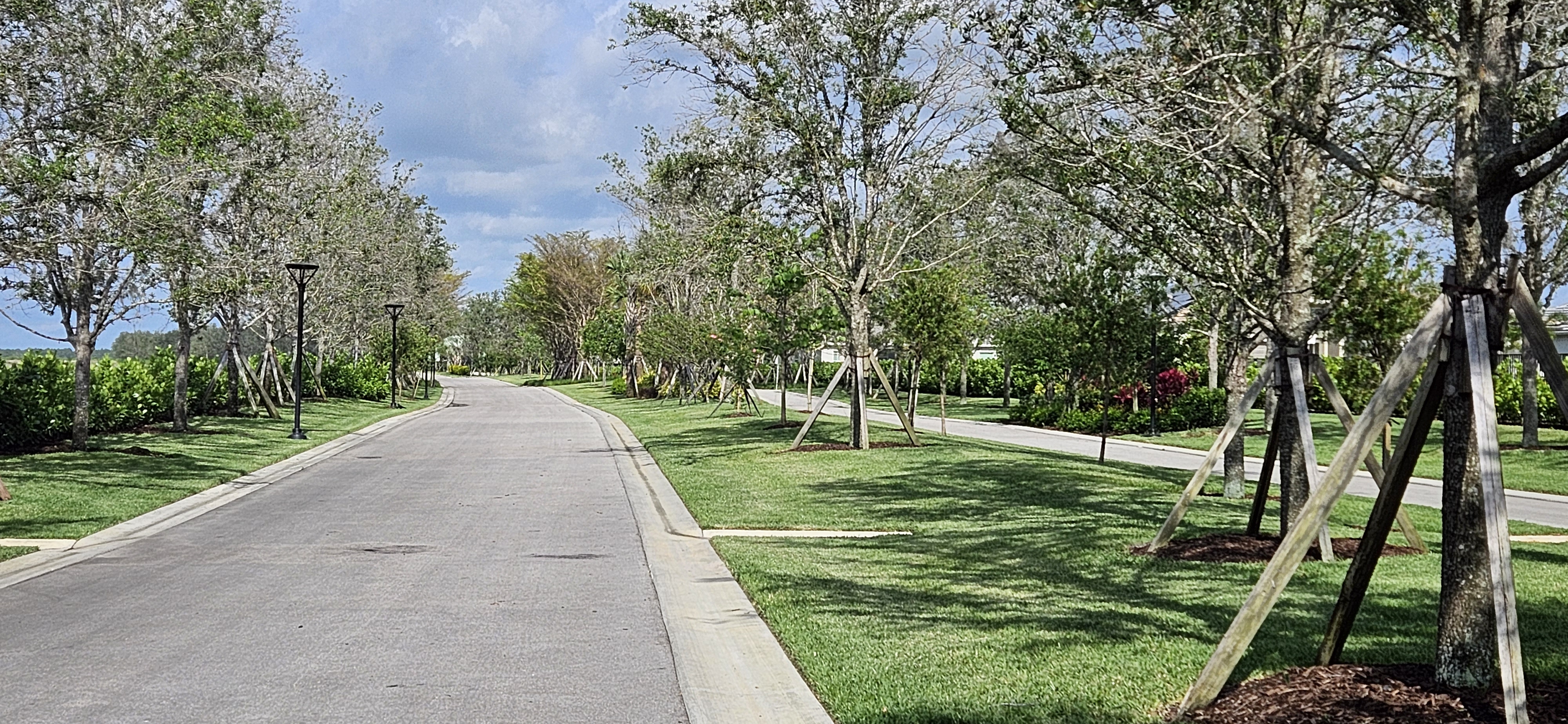 Valencia At Riverland Paseo 