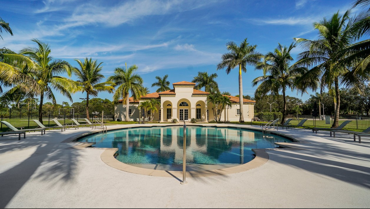 Rivella New Homes Port St Lucie Pool