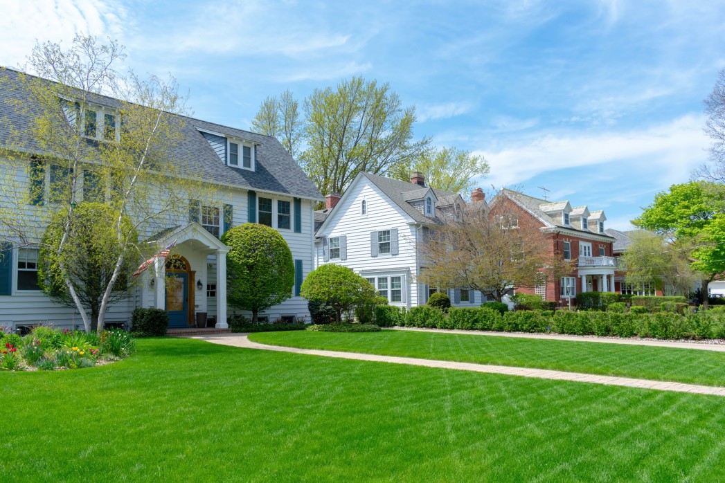 4 Upgrades to Increase the Chance of a Fast Real Estate Sale