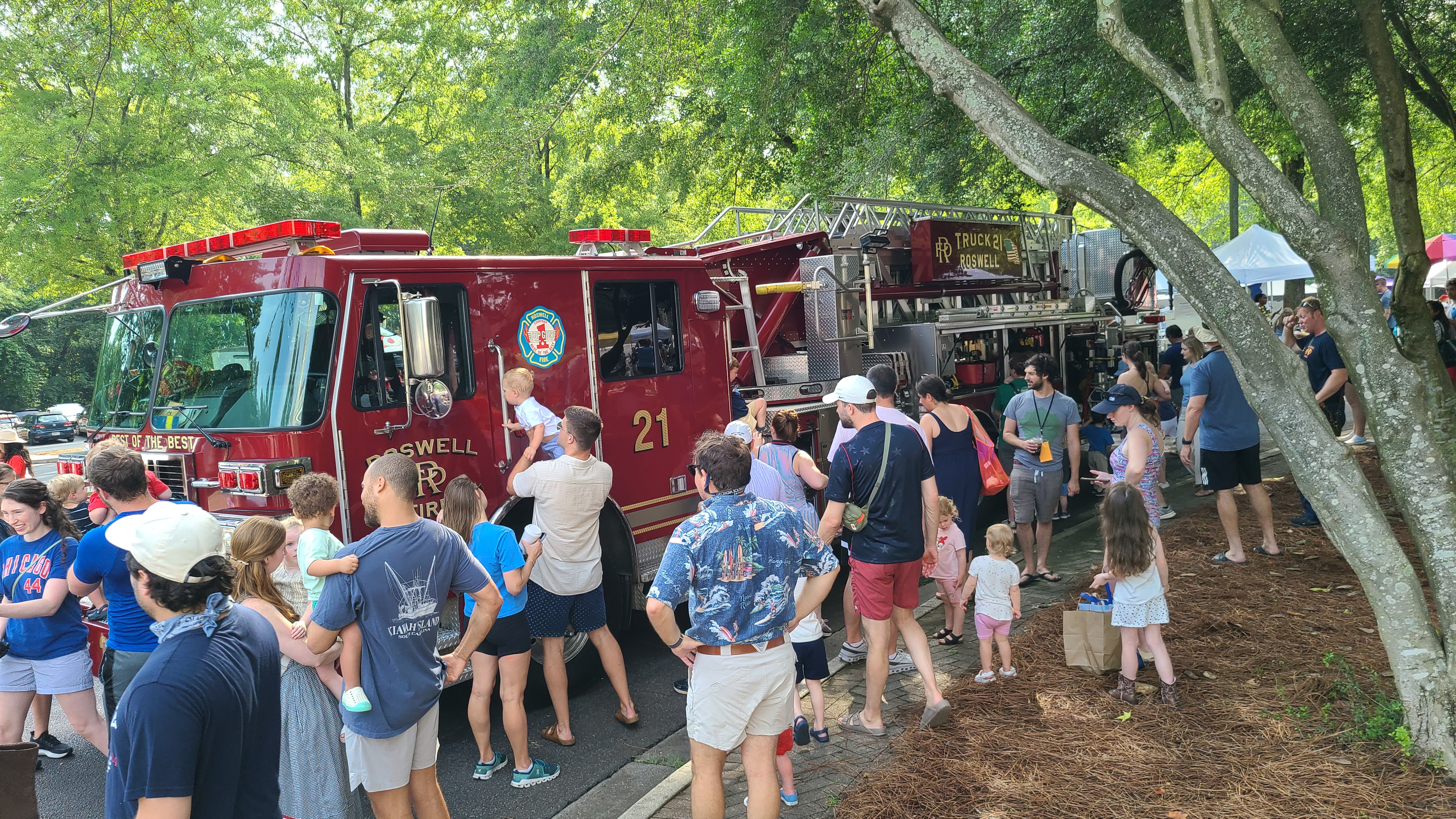 roswell farmers market fire department
