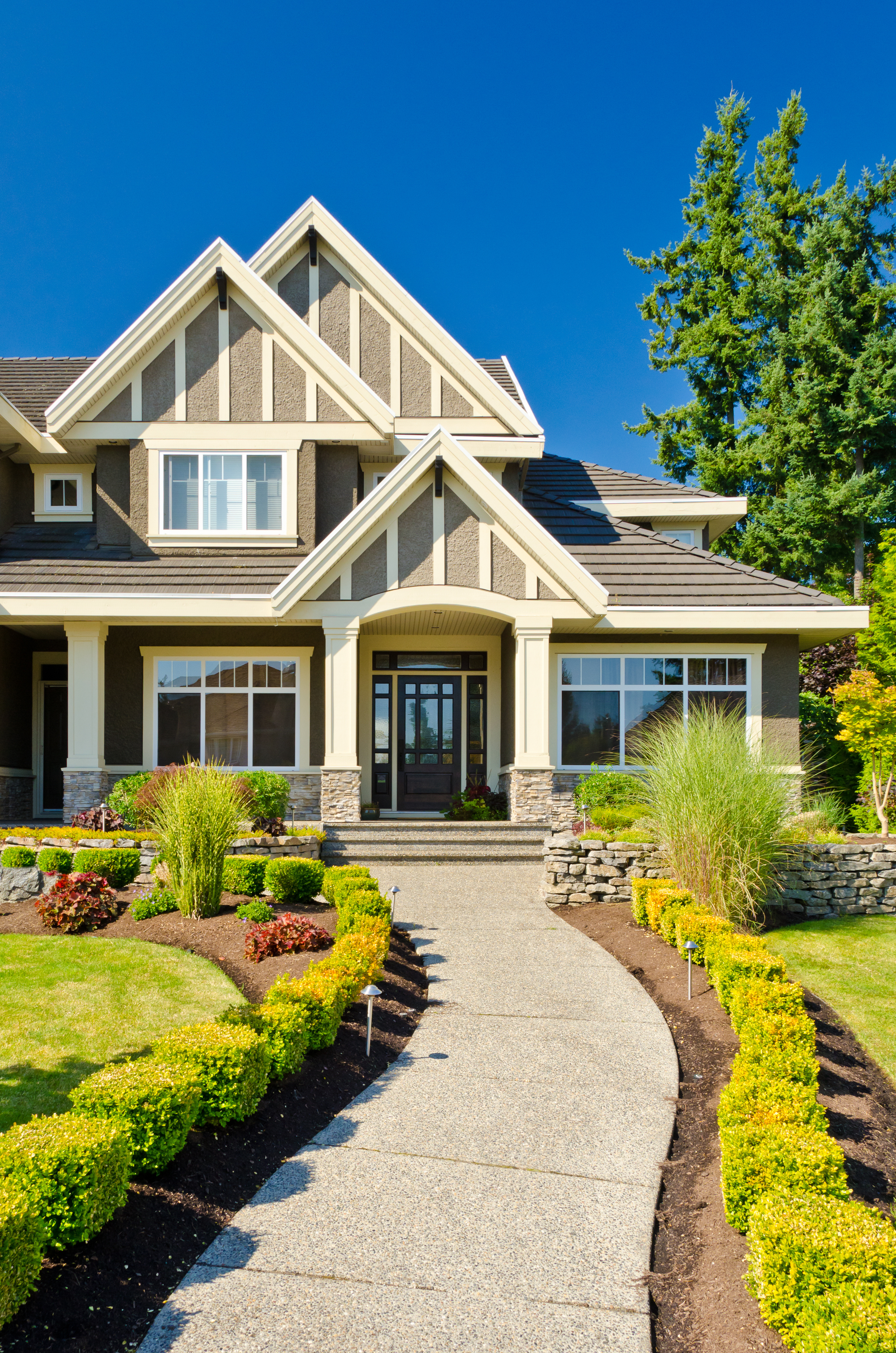 Curb appeal landscaping tips