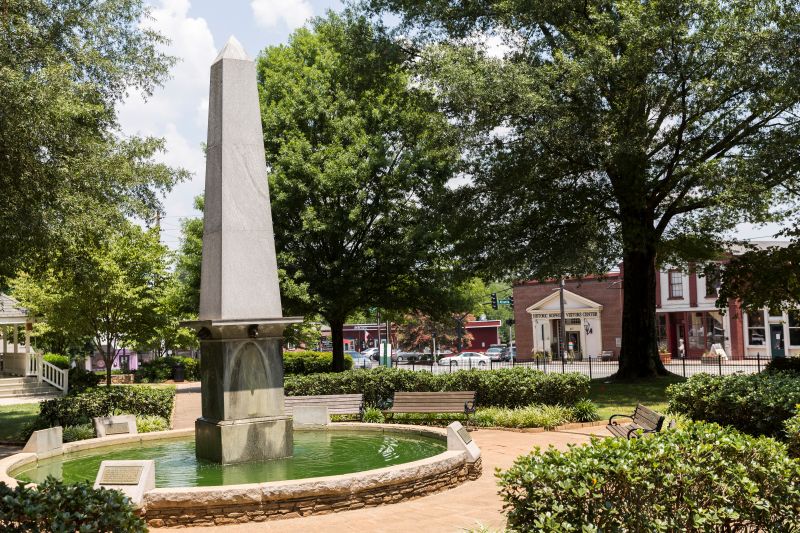 Roswell square