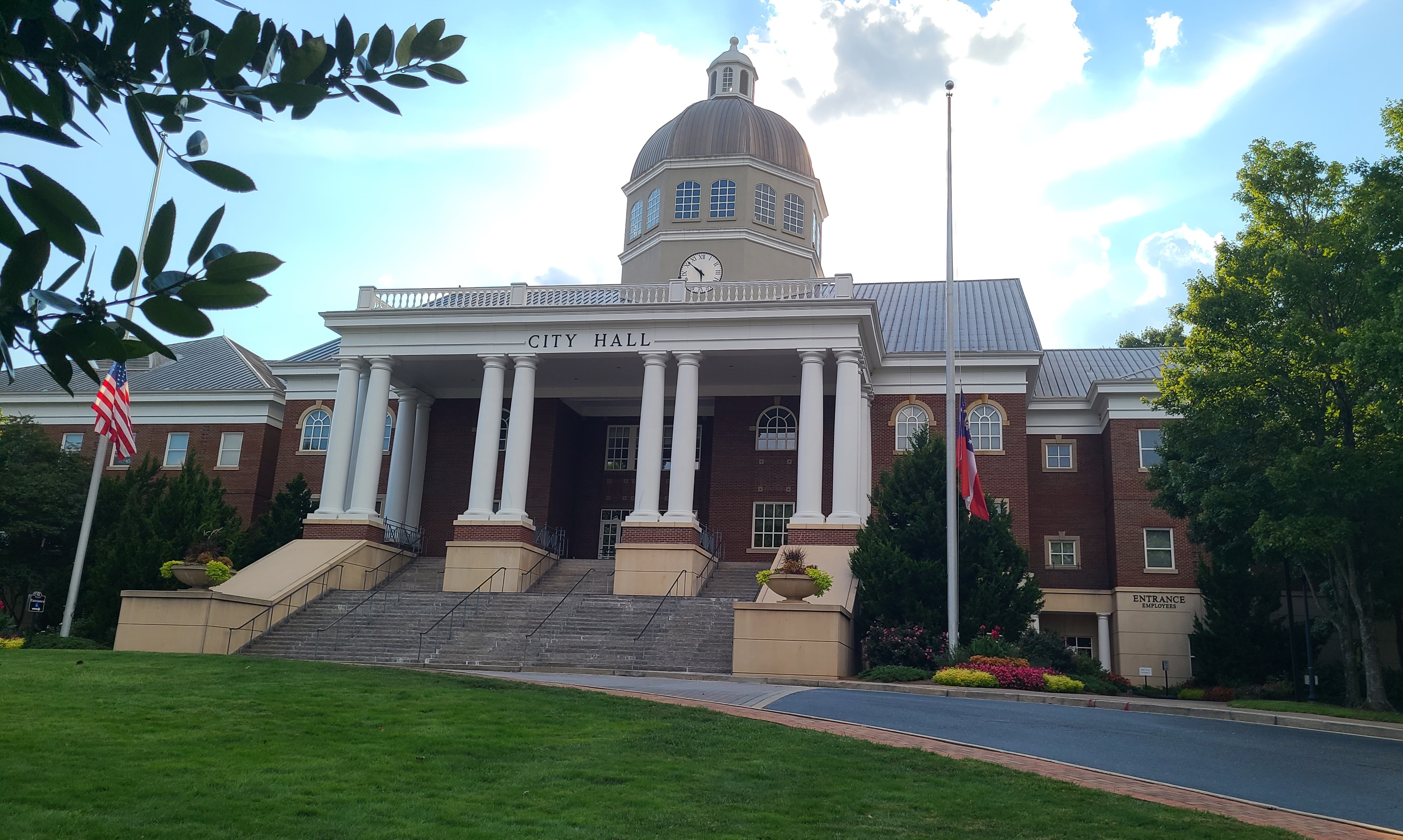 Roswell town hall
