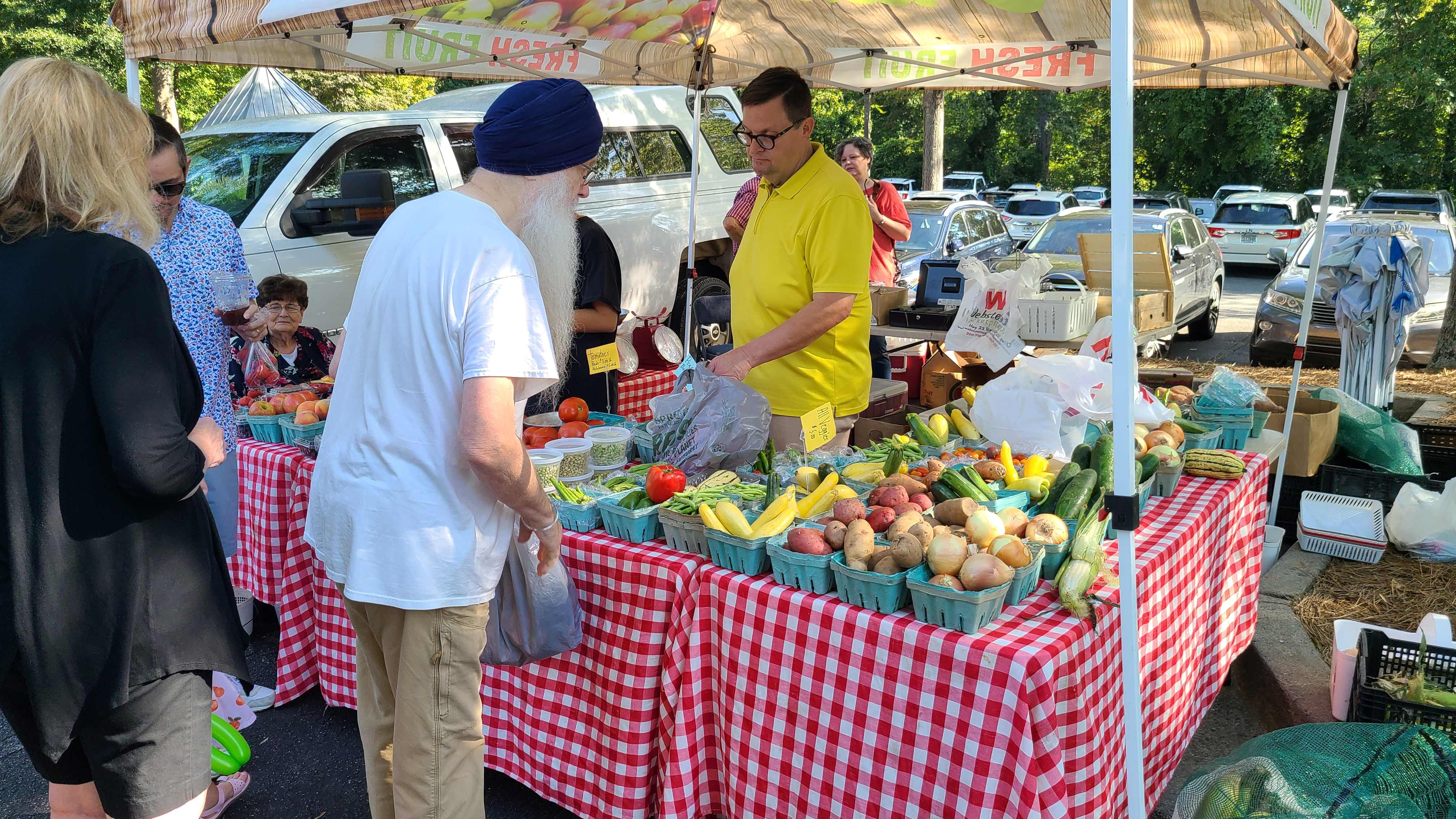 Roswell farmers market vendors