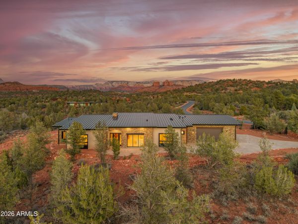 10 Amber Cliffs Way Sedona, AZ 86336