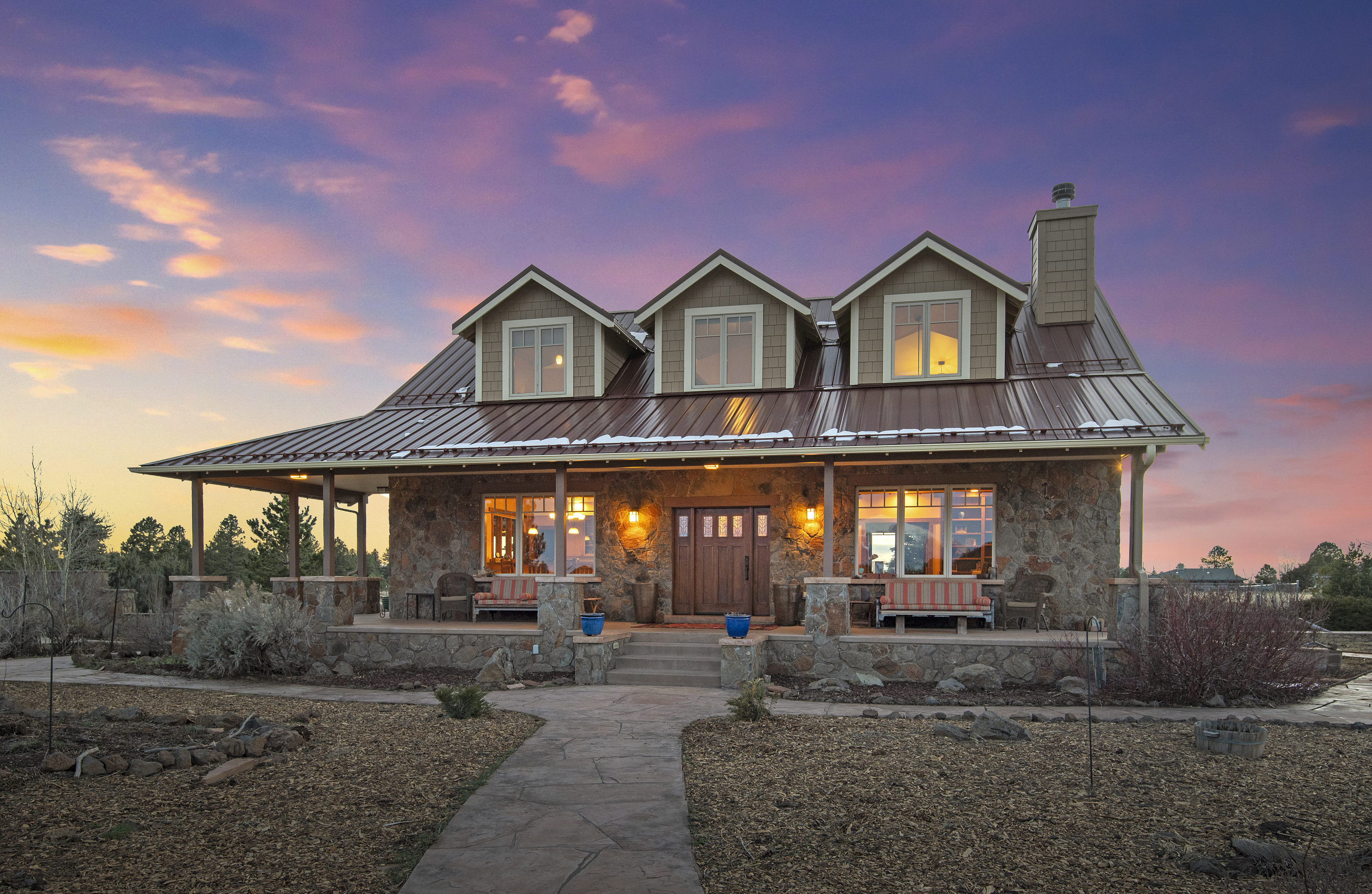 15739 Rabbitbrush Road Parks, AZ 86018 - main house front
