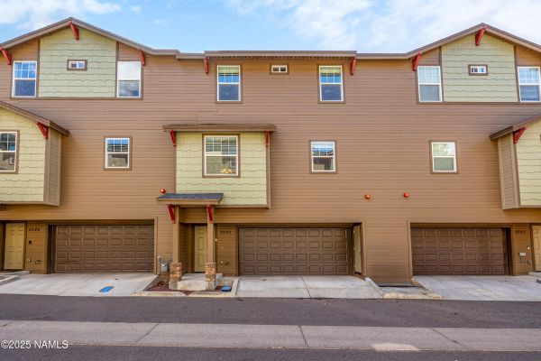 2553 W Cripple Creek Drive, Flagstaff, AZ 86001