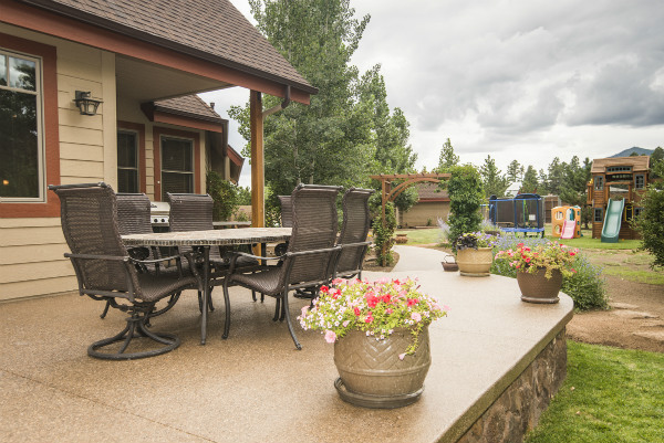 5835 E Switchback TER, Flagstaff, AZ 86004-covered porch-playground